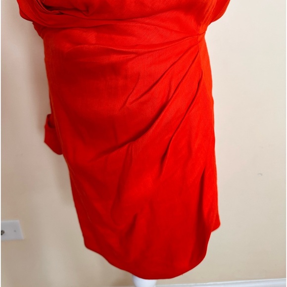 GAUGE81 Naha Linen Short Dress in
Blood Orange - Picture 6 of 9
